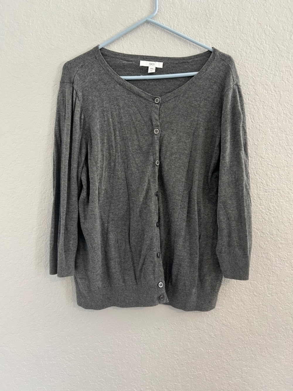 1901 Charcoal Gray Lightweight Button-Front Cardigan